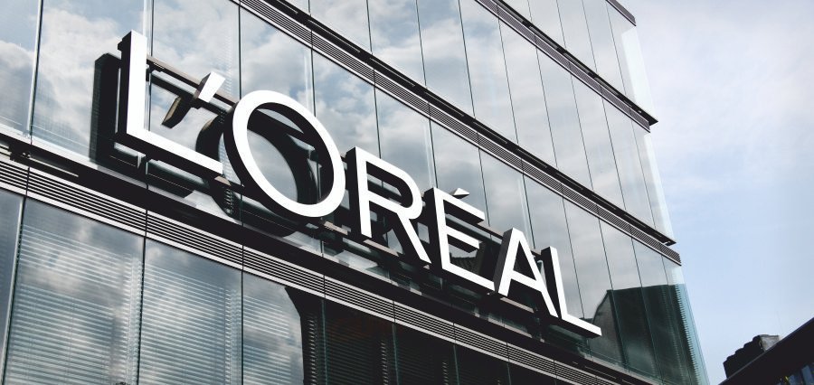 Read more about the article L’Oréal Brings Premium Beauty Experience to Africa with First ‘Shop-in-Shop